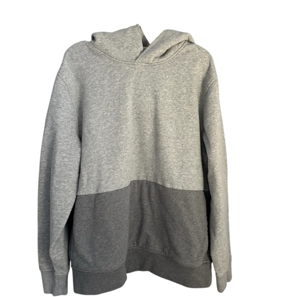 Gap Men’s two tone grey hoodie. With pockets. Soft. Size XL. EUC